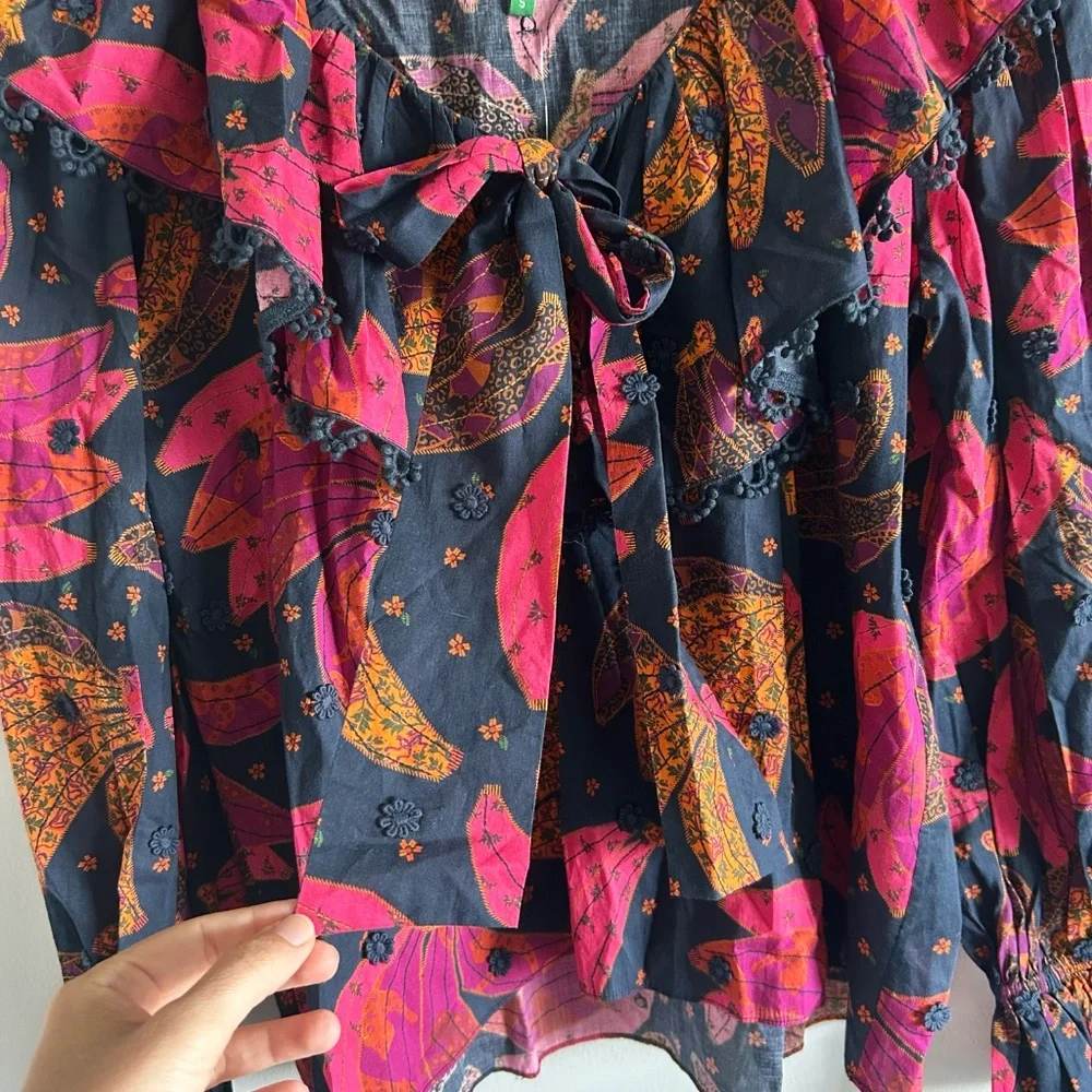 Farm Rio Patchwork Bananas Blouse Size Small New with tags